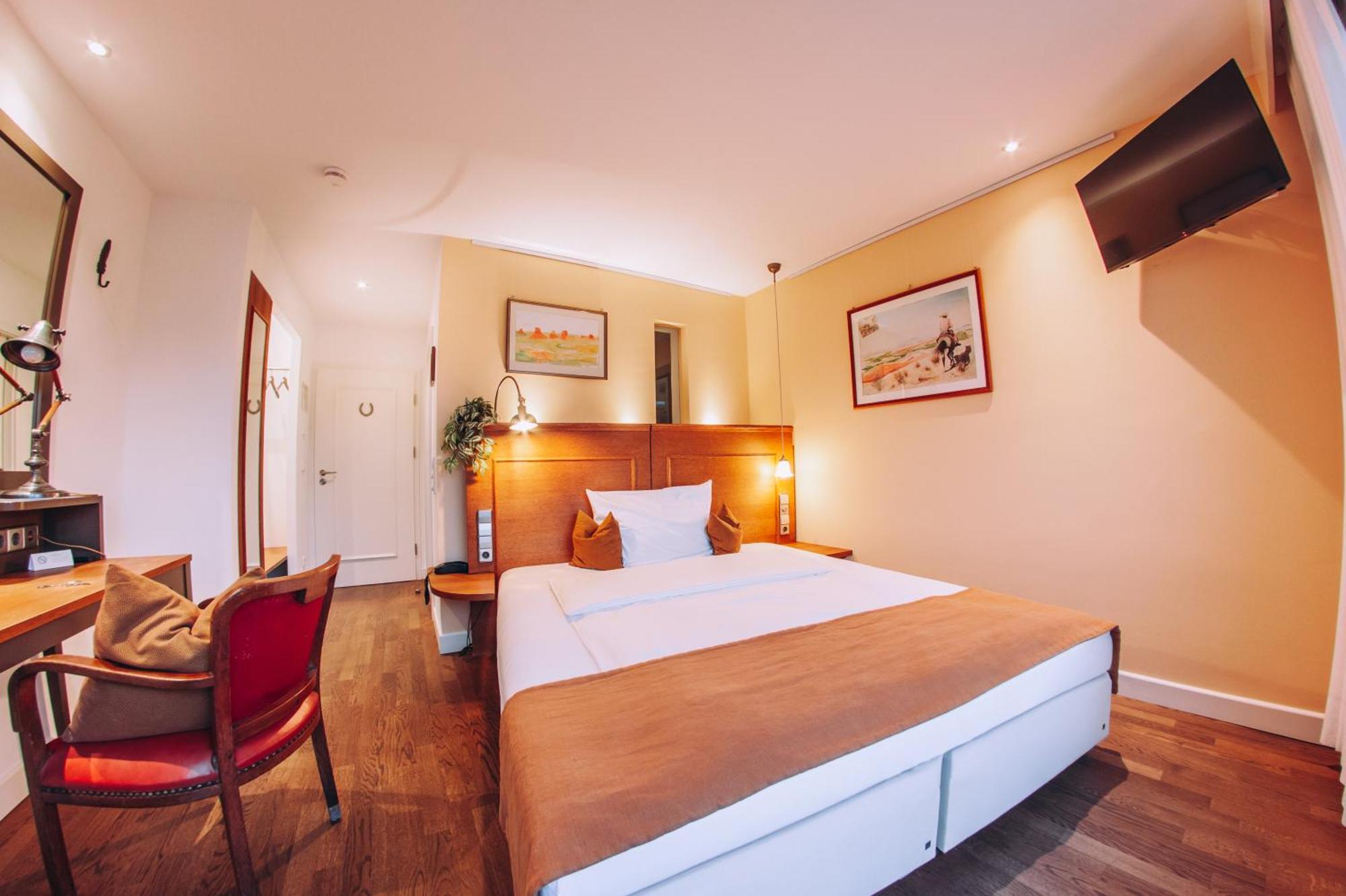 Hotel Zum Ochsen Oberstenfeld Zewnętrze zdjęcie